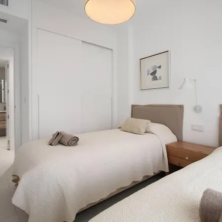 Happy Travel Lomas Higueron 2 Fuengirola