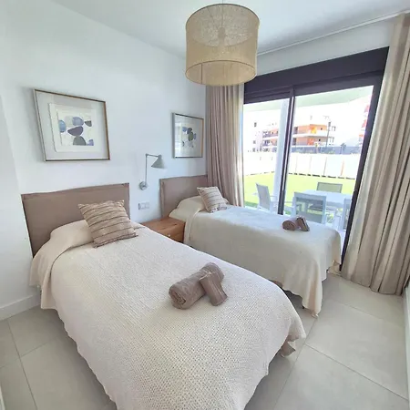 Happy Travel Lomas Higueron 2 Fuengirola